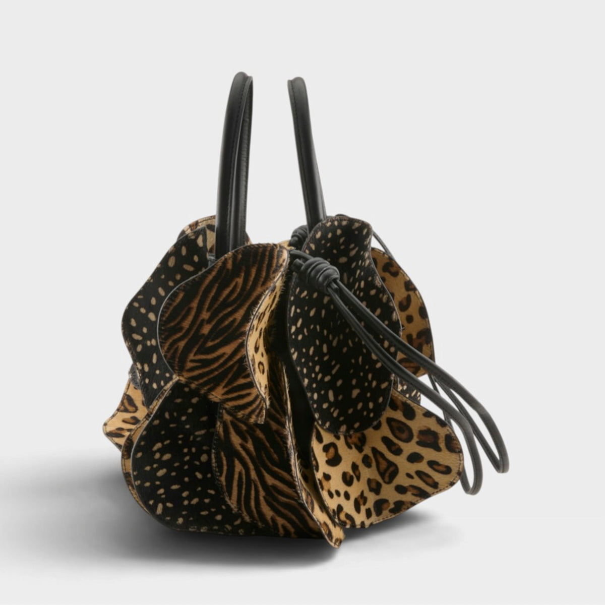 L'Artiste Flutter Handbag — product view 3