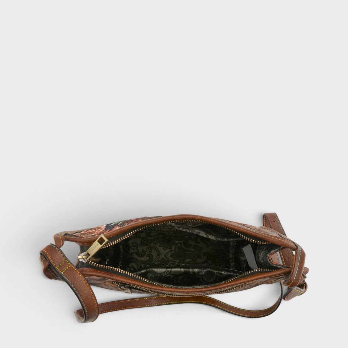 L'Artiste Market Handbag — product view 10