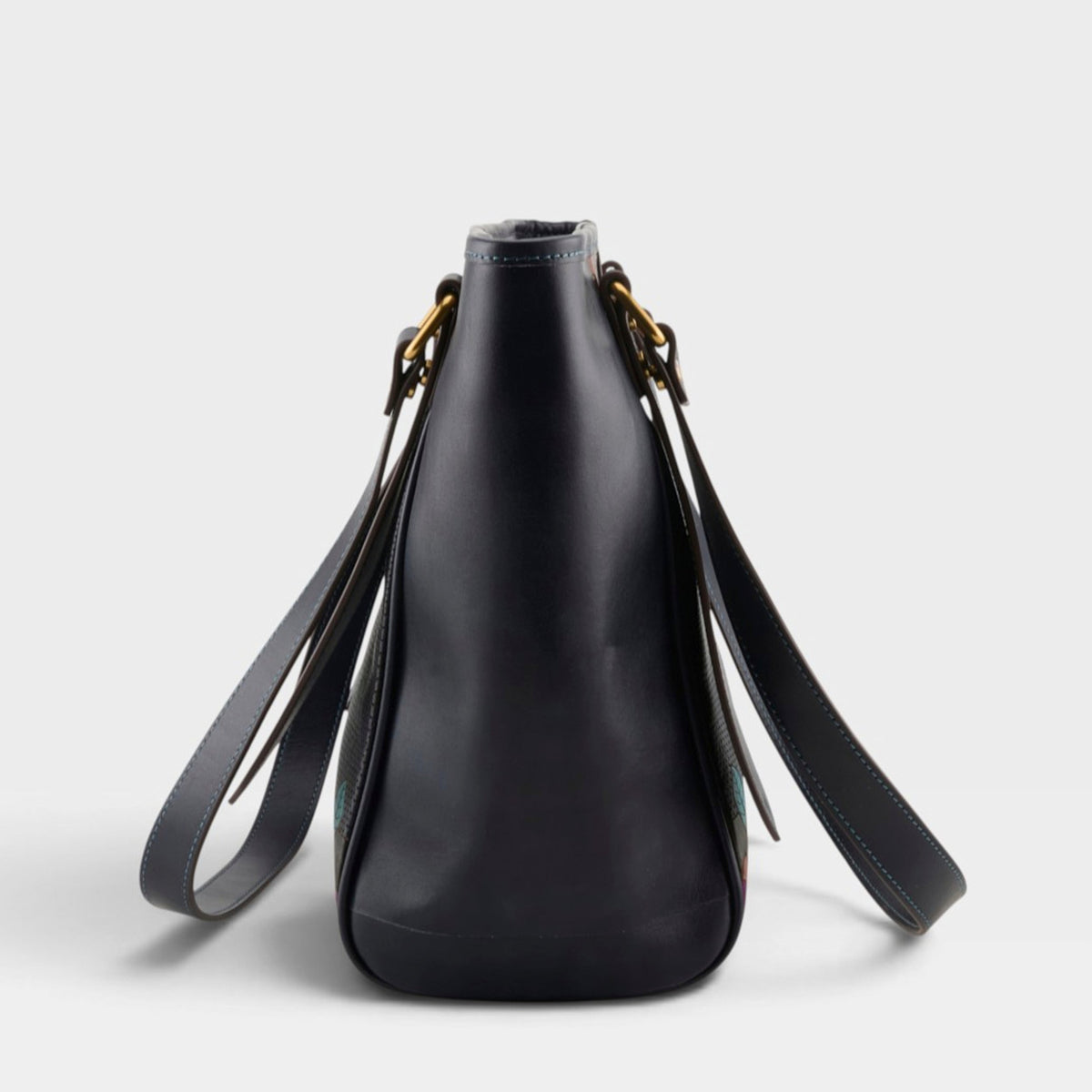 L'Artiste Stuffluv Women's Handbag — product view 13