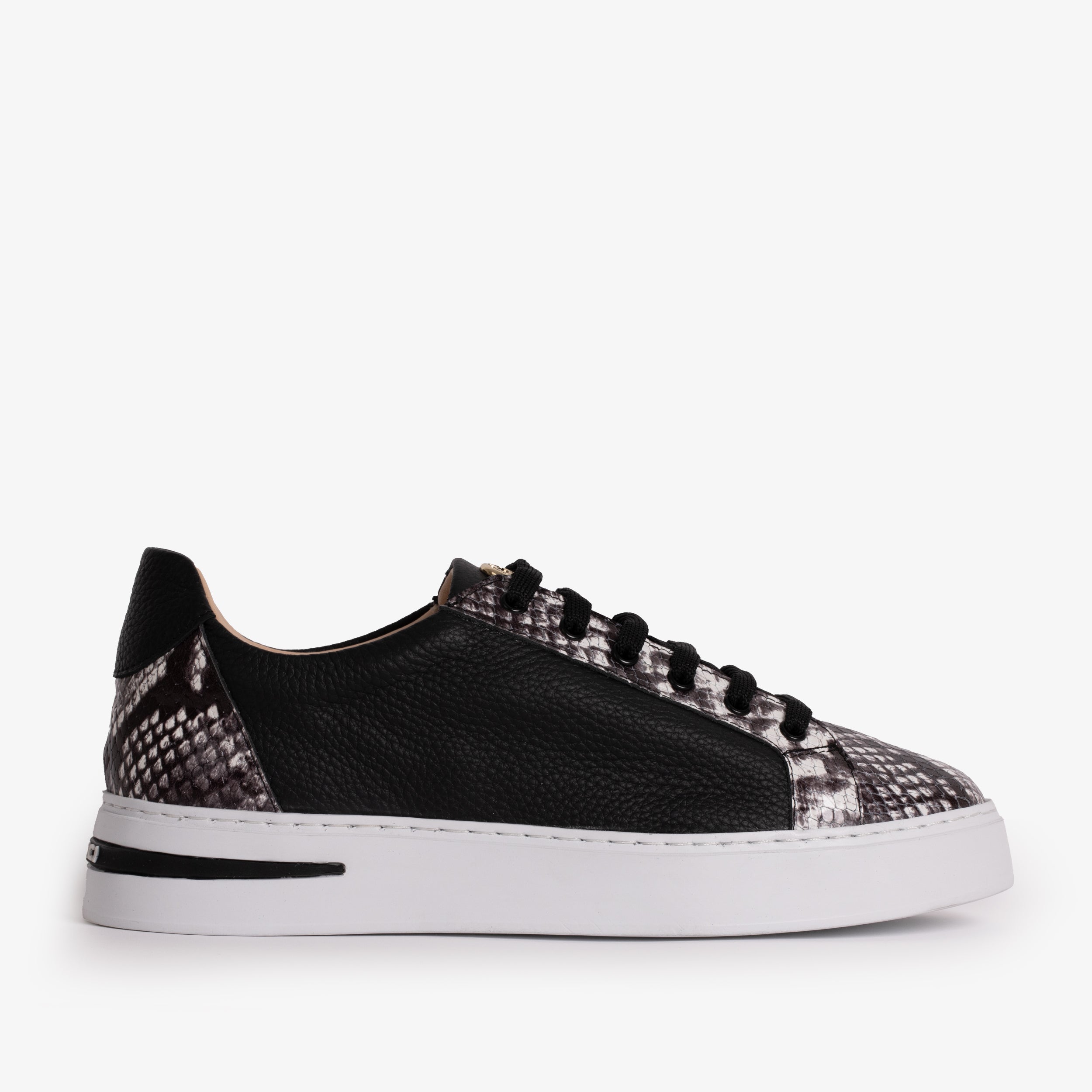 The Burano Black & White Leather Women Sneaker