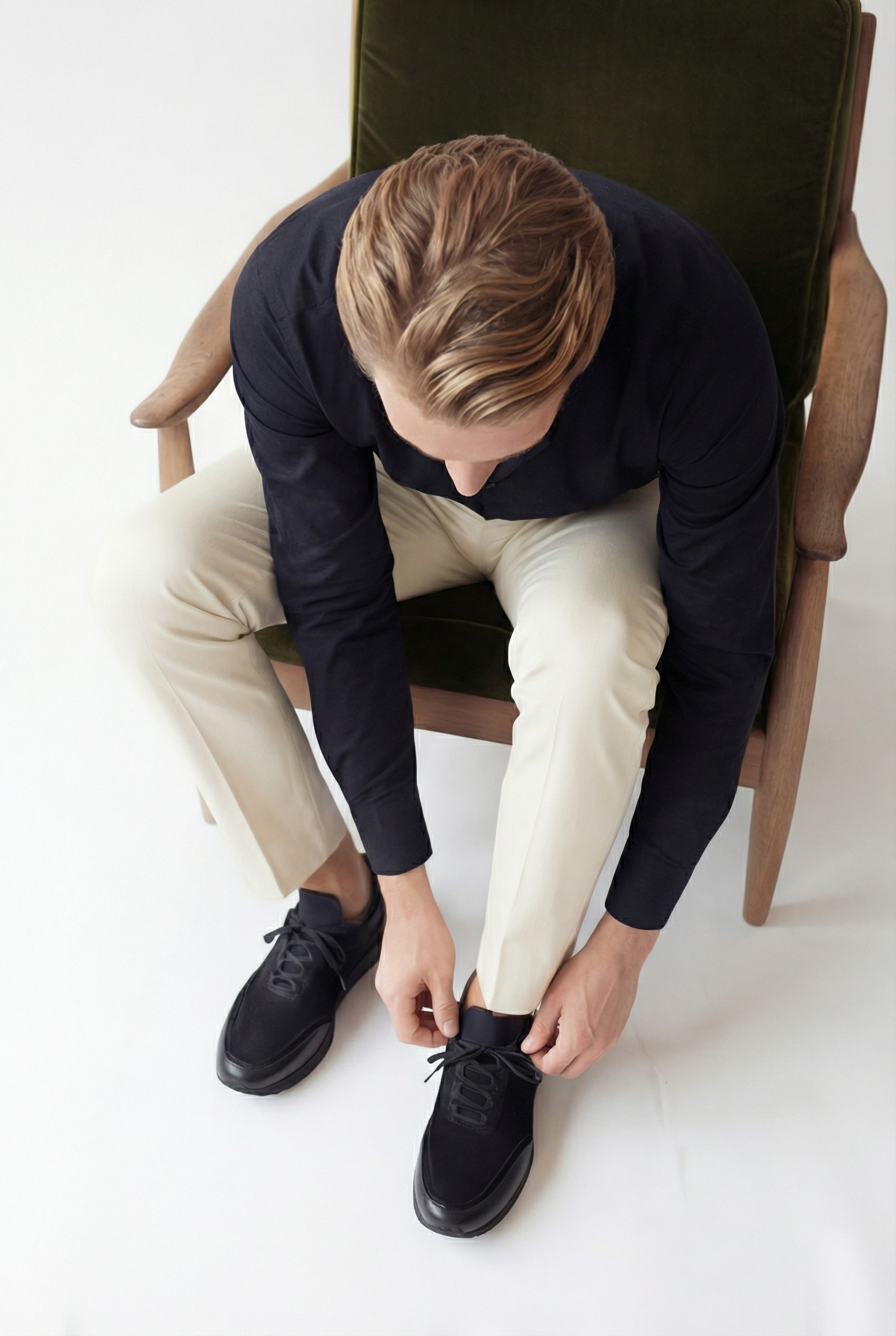 The Hudson Black Suede Men Sneaker