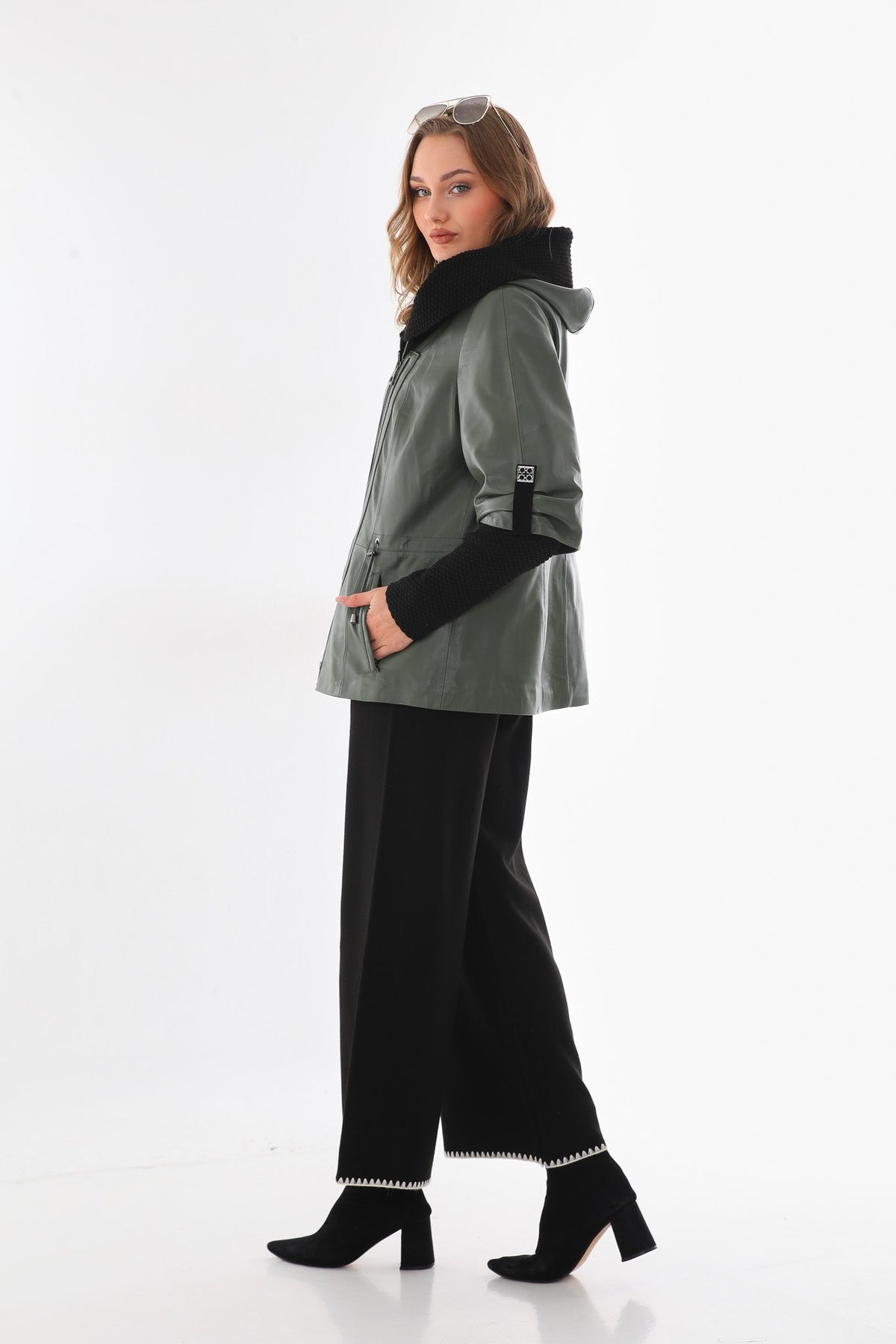 Vinci Leather The Hudson Olive Green Leather Women Jacket – product view 13