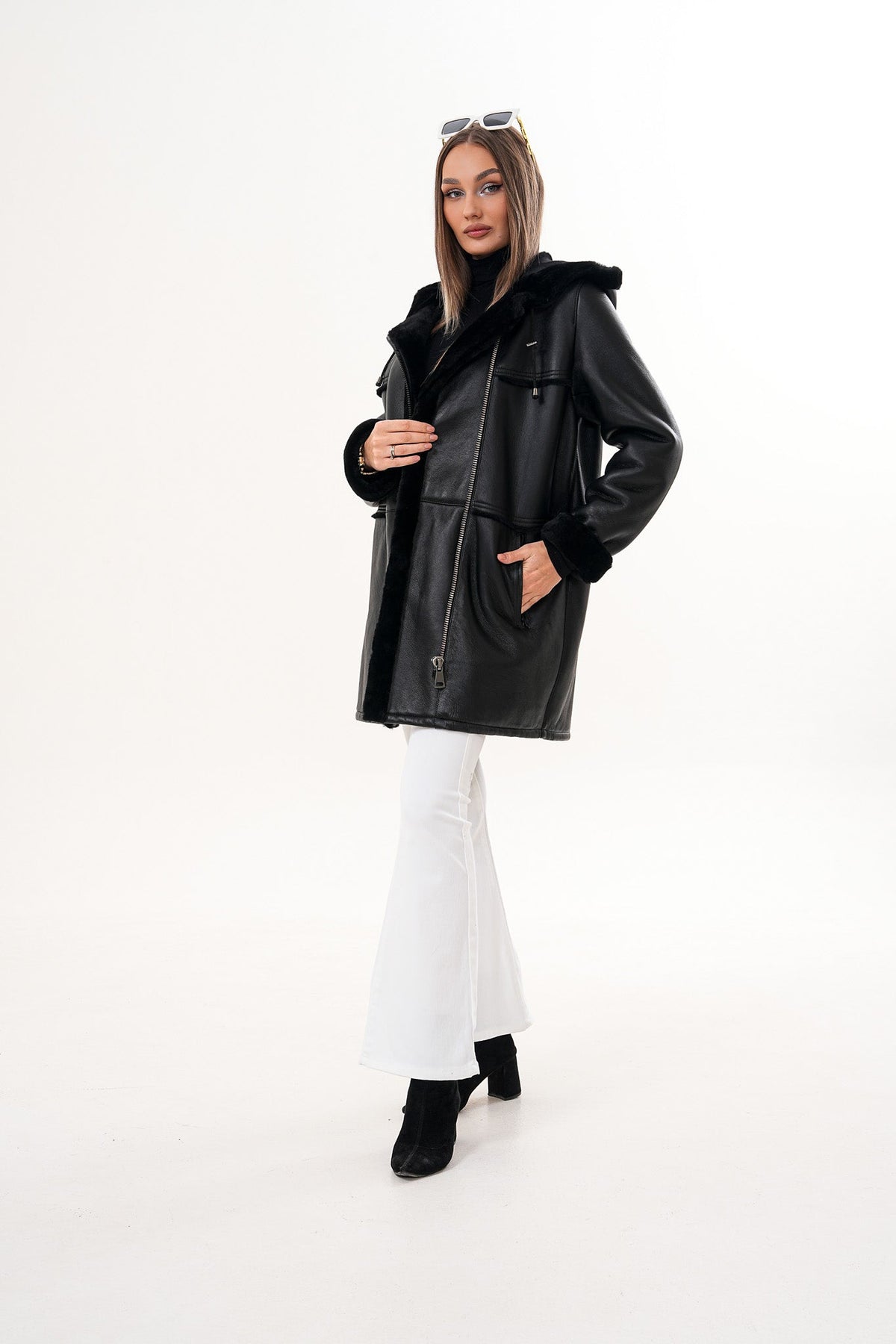 Vinci Leather The Belluna Black Shearling Women Jacket – product view 9