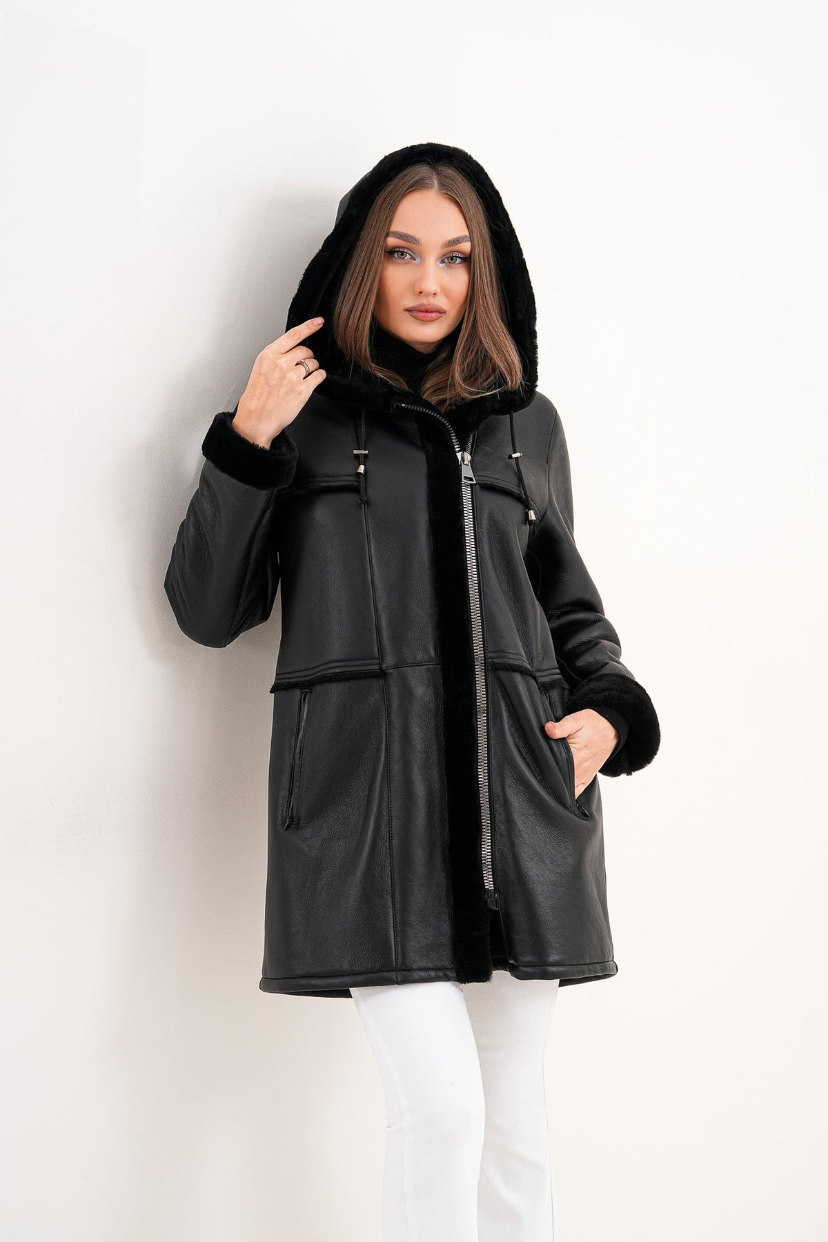 Vinci Leather The Belluna Black Shearling Women Jacket – product view 14