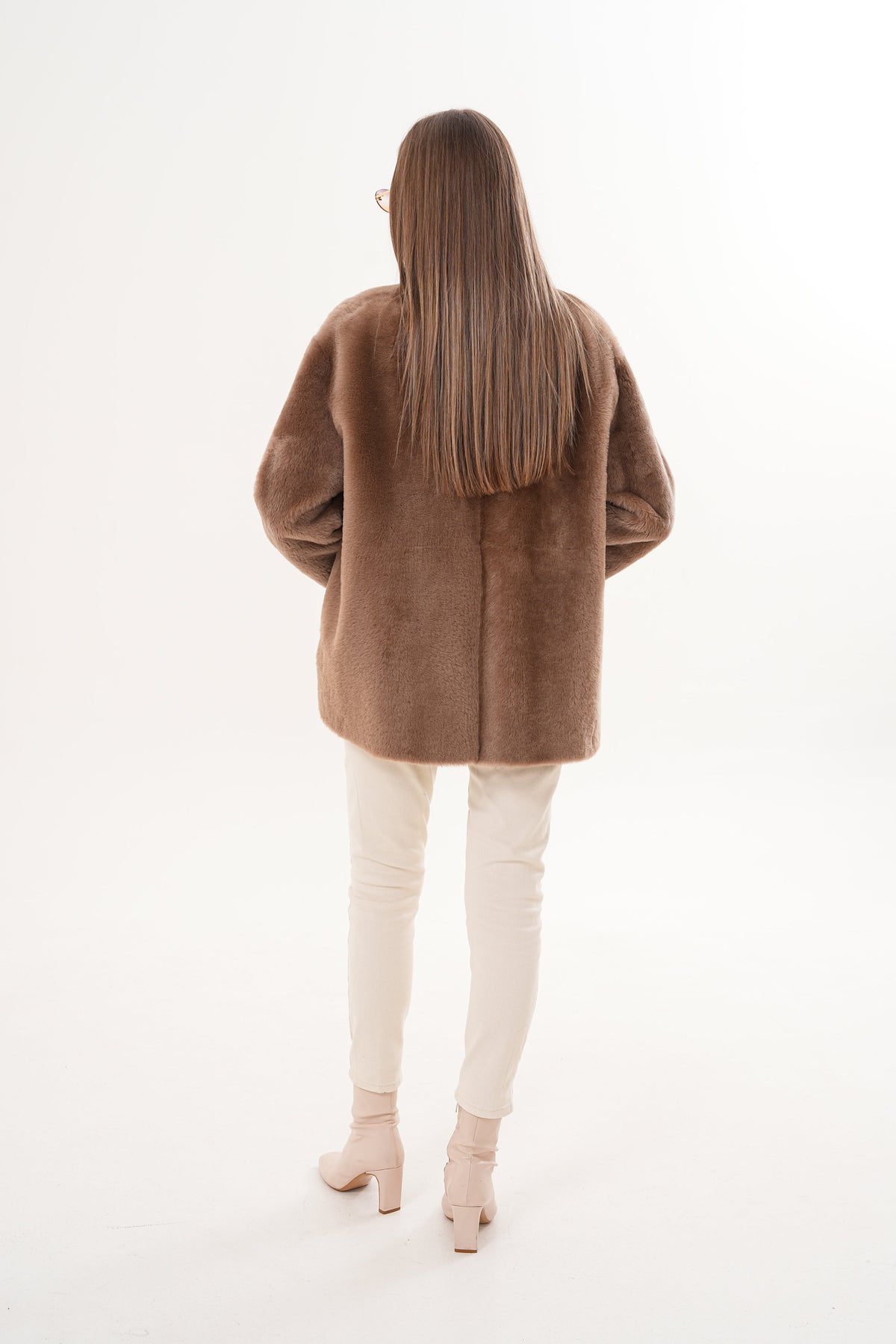 Vinci Leather The Belluna Camel Reversible Shearling Women Jacket – product view 7