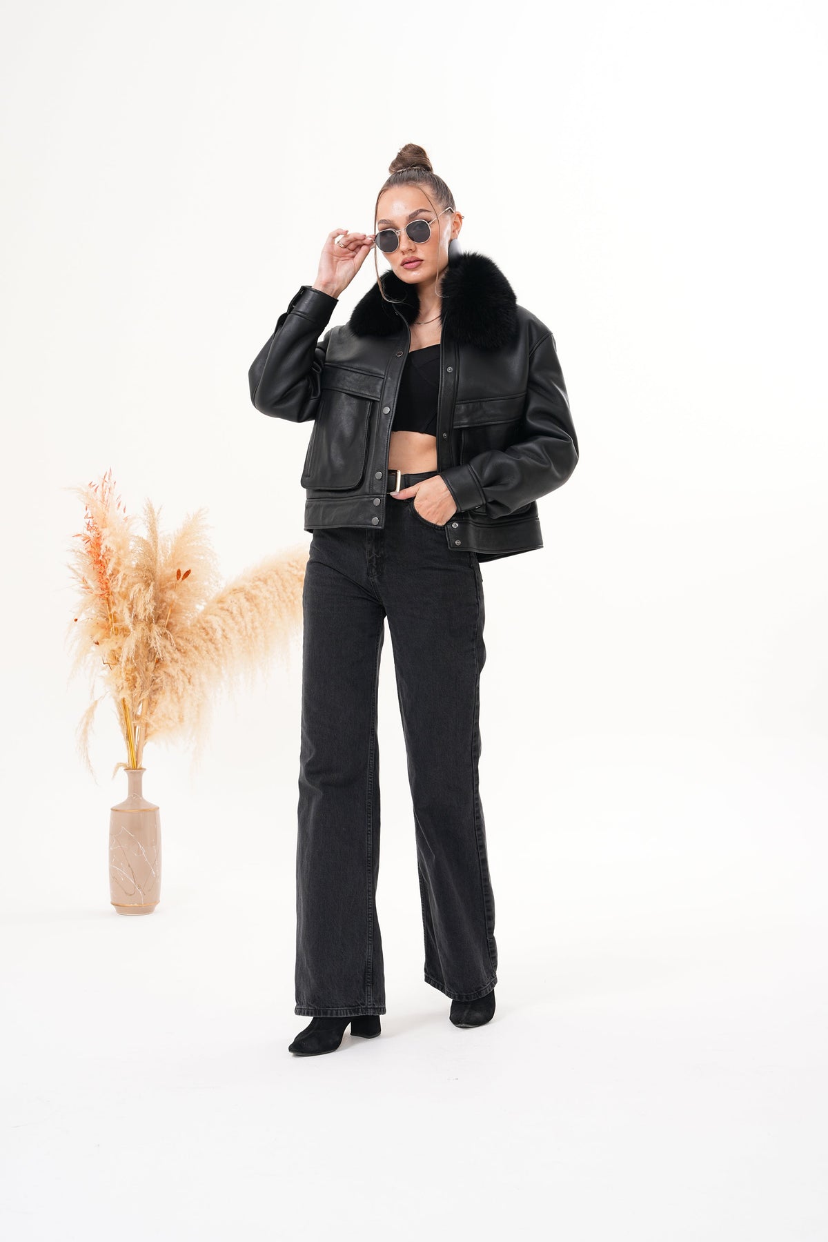 Vinci Leather The Auretta Black Shearling Leather Women Jacket – product view 7