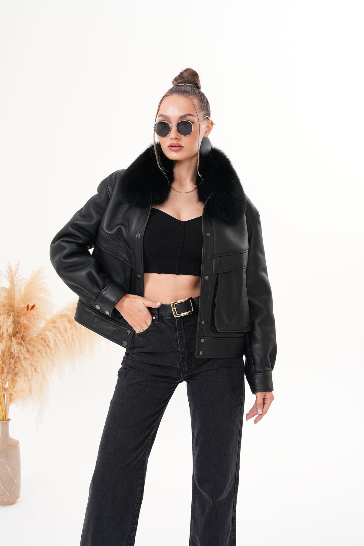 Vinci Leather The Auretta Black Shearling Leather Women Jacket – product view 9