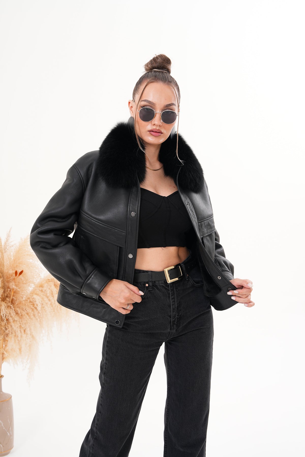 Vinci Leather The Auretta Black Shearling Leather Women Jacket – product view 12
