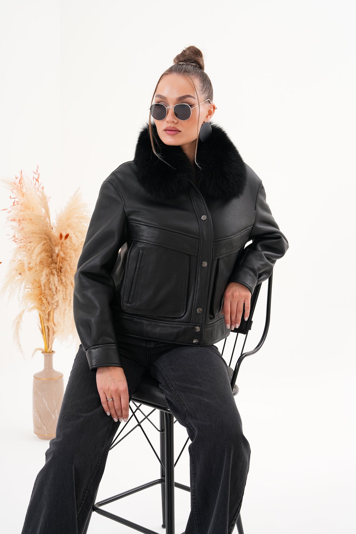 Vinci Leather The Auretta Black Shearling Leather Women Jacket – product view 13