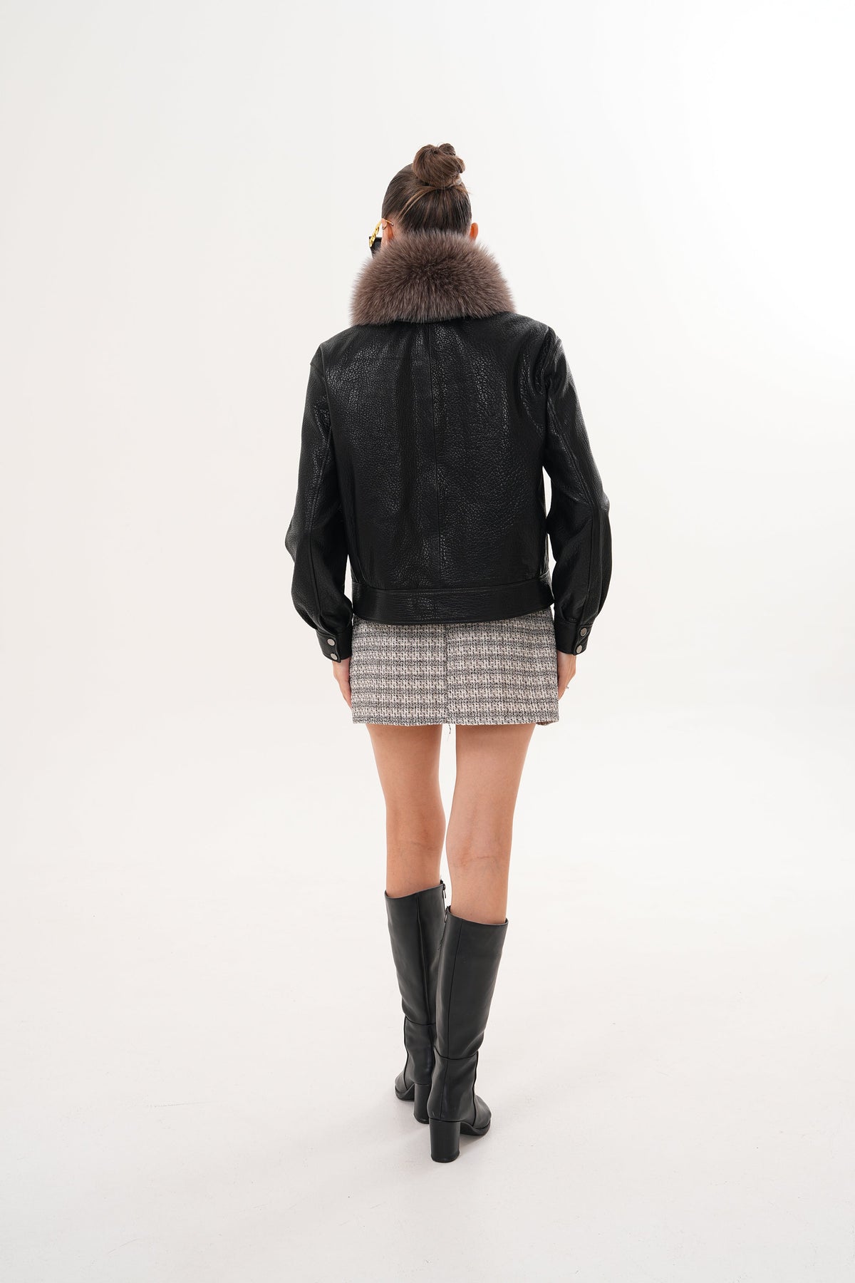 Vinci Leather The Auretta Black Textured Leather Women Jacket – product view 5