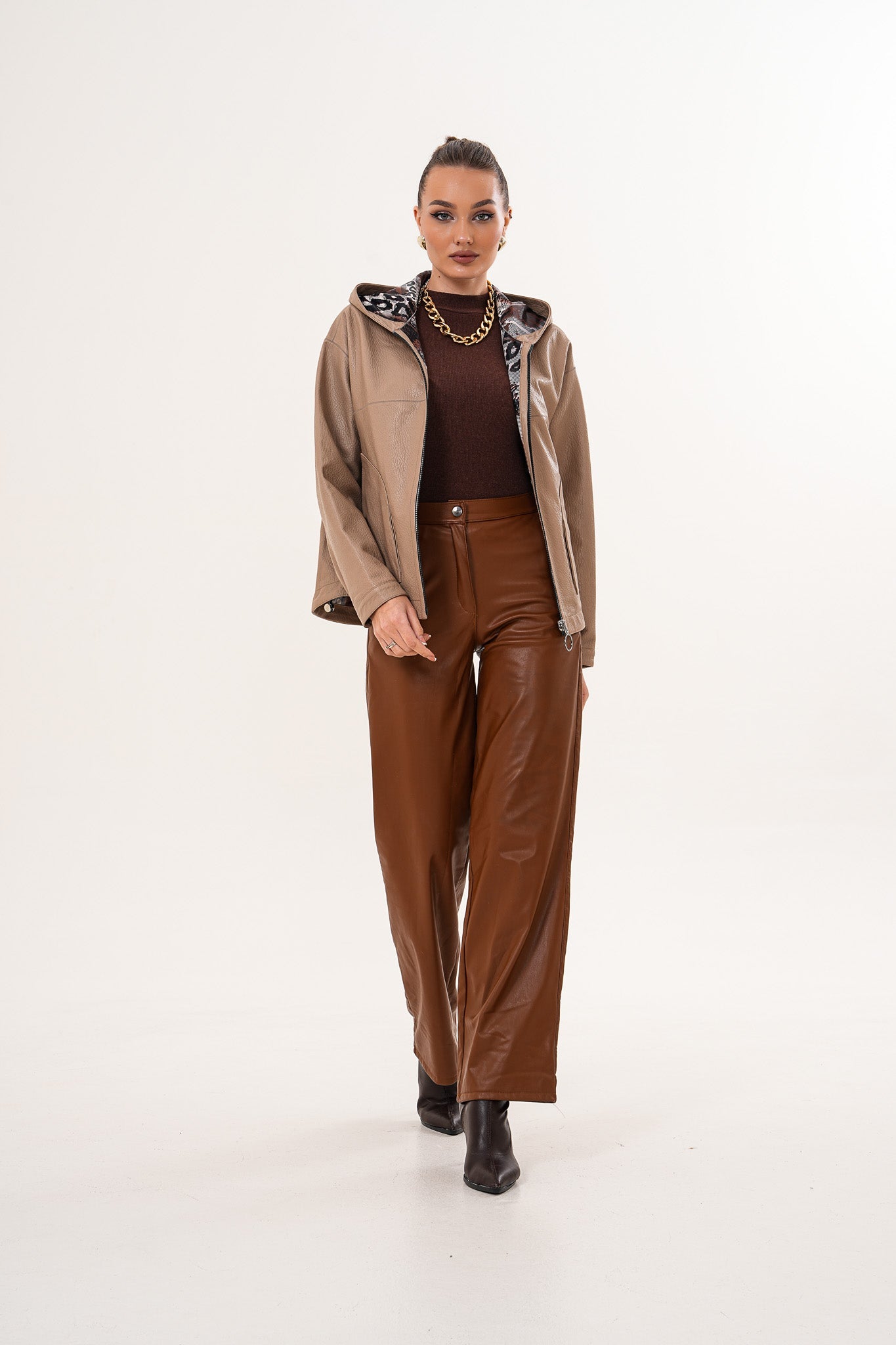 The Calyra Reversible Leather Women Jacket – Taupe