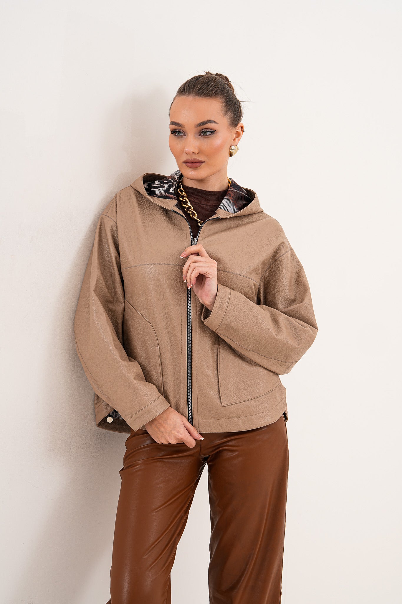 The Calyra Reversible Leather Women Jacket – Taupe