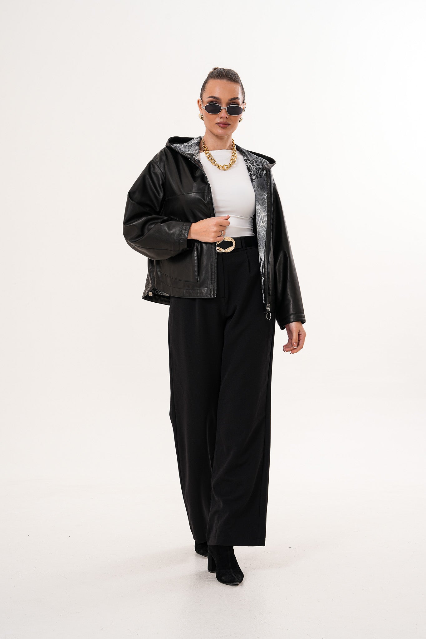 The Calyra Reversible Leather Women Jacket – Black