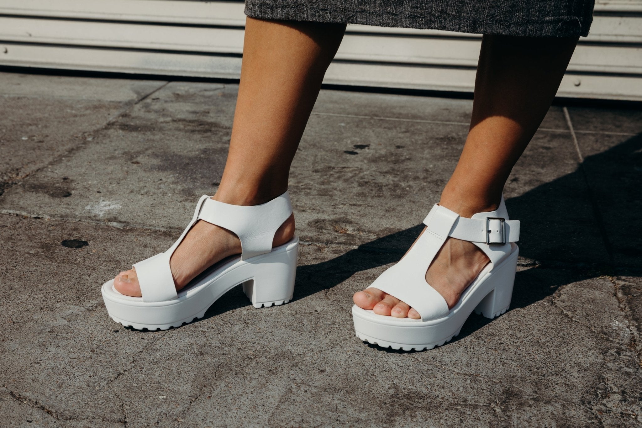 Corby | White