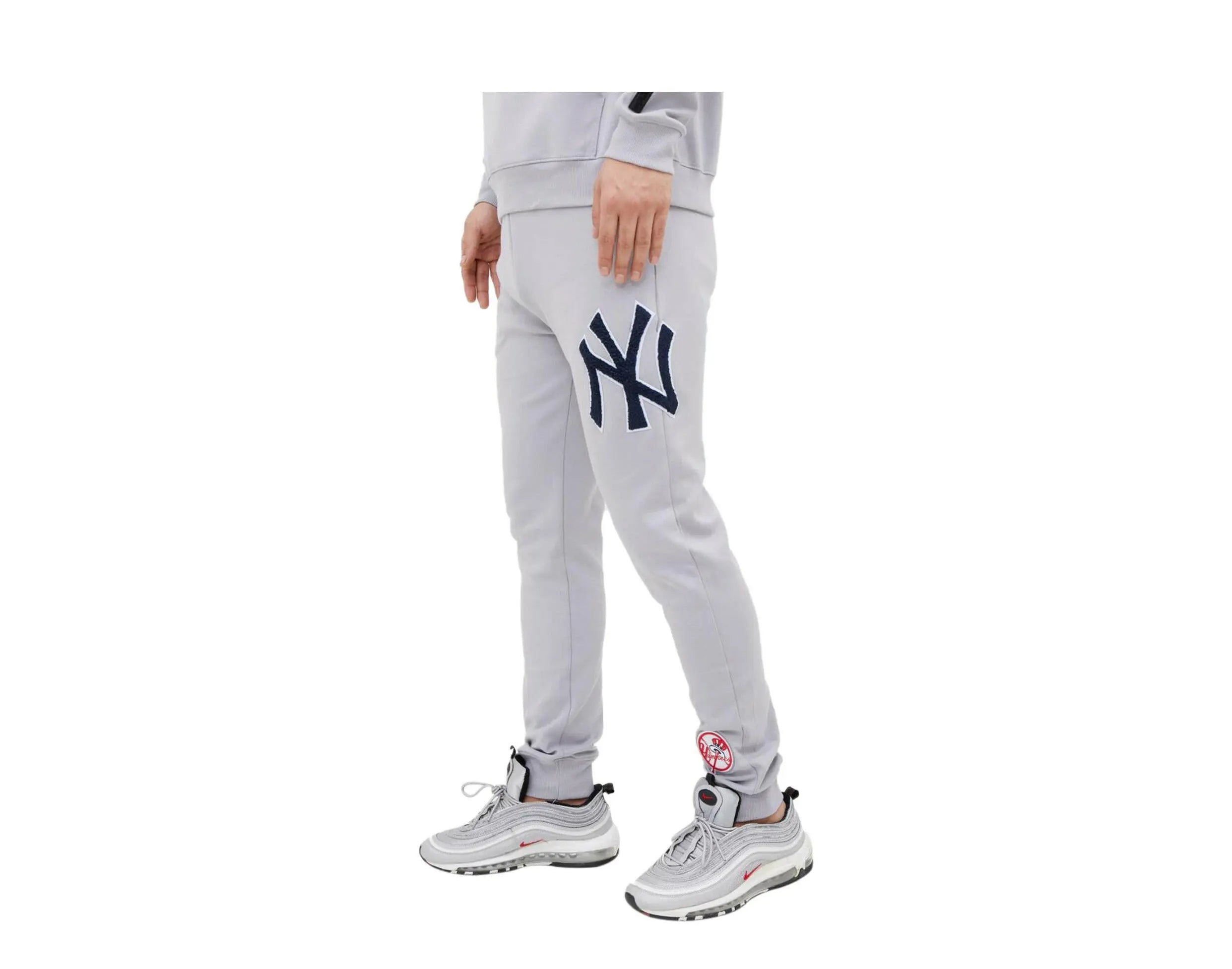 Pro Standard New York Yankees Classic Chenille Men's Jogger Pants — Grey/Navy