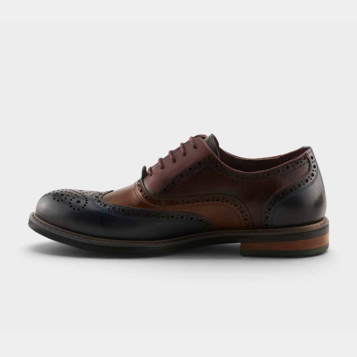 L'Artiste Men Niko Men's Oxfords — product view 2