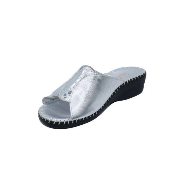Paola Adjustable Leather Slide