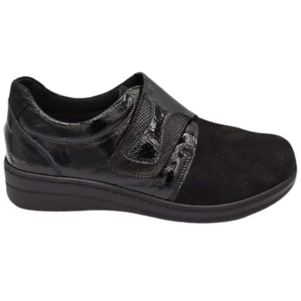 Regina Women’s Wide Toe Comfort Shoe