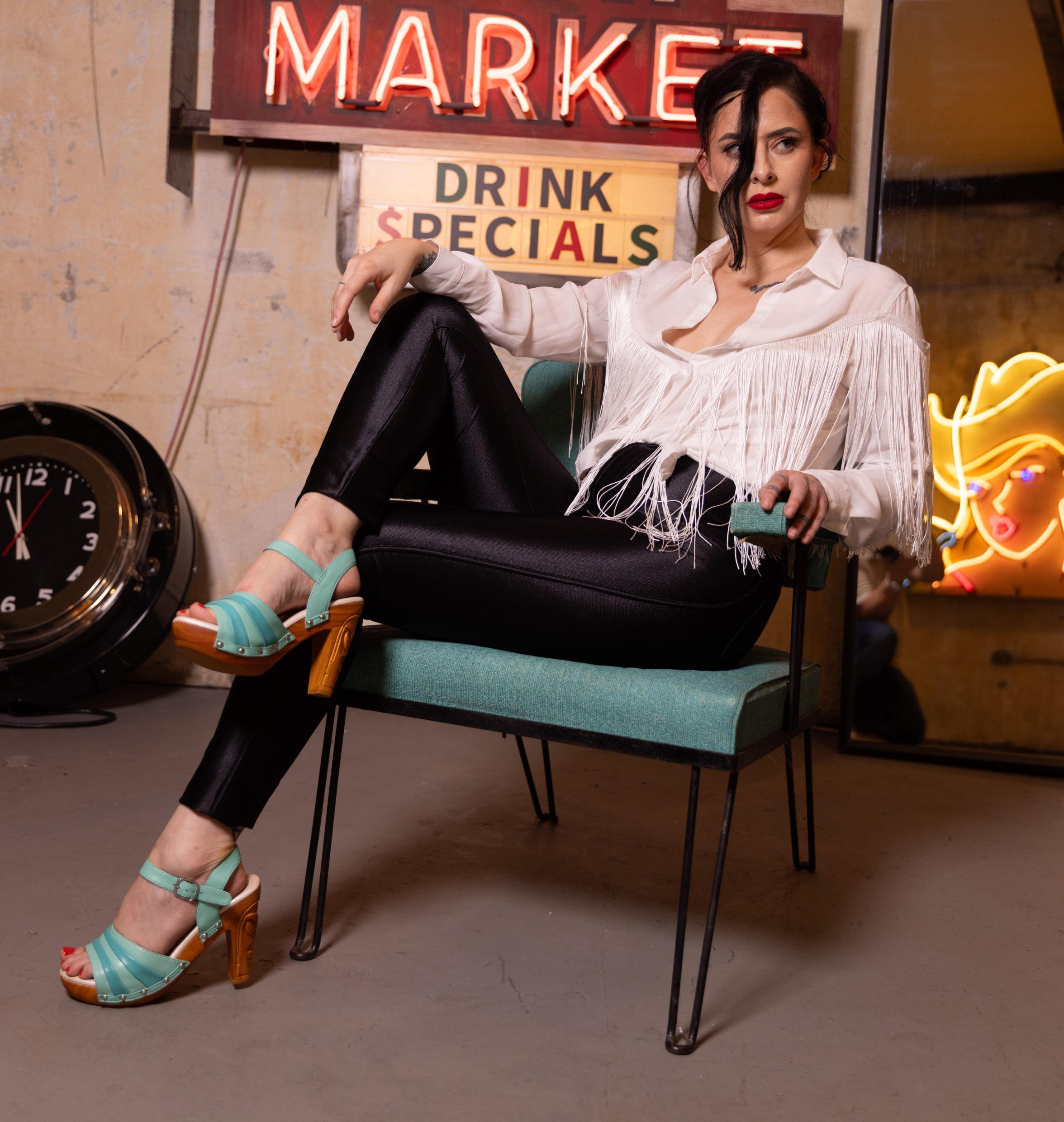 Lucky Lou Shoes Women's the Rockin' Tiki/with Ankle Strap in NEW Holiday detail view