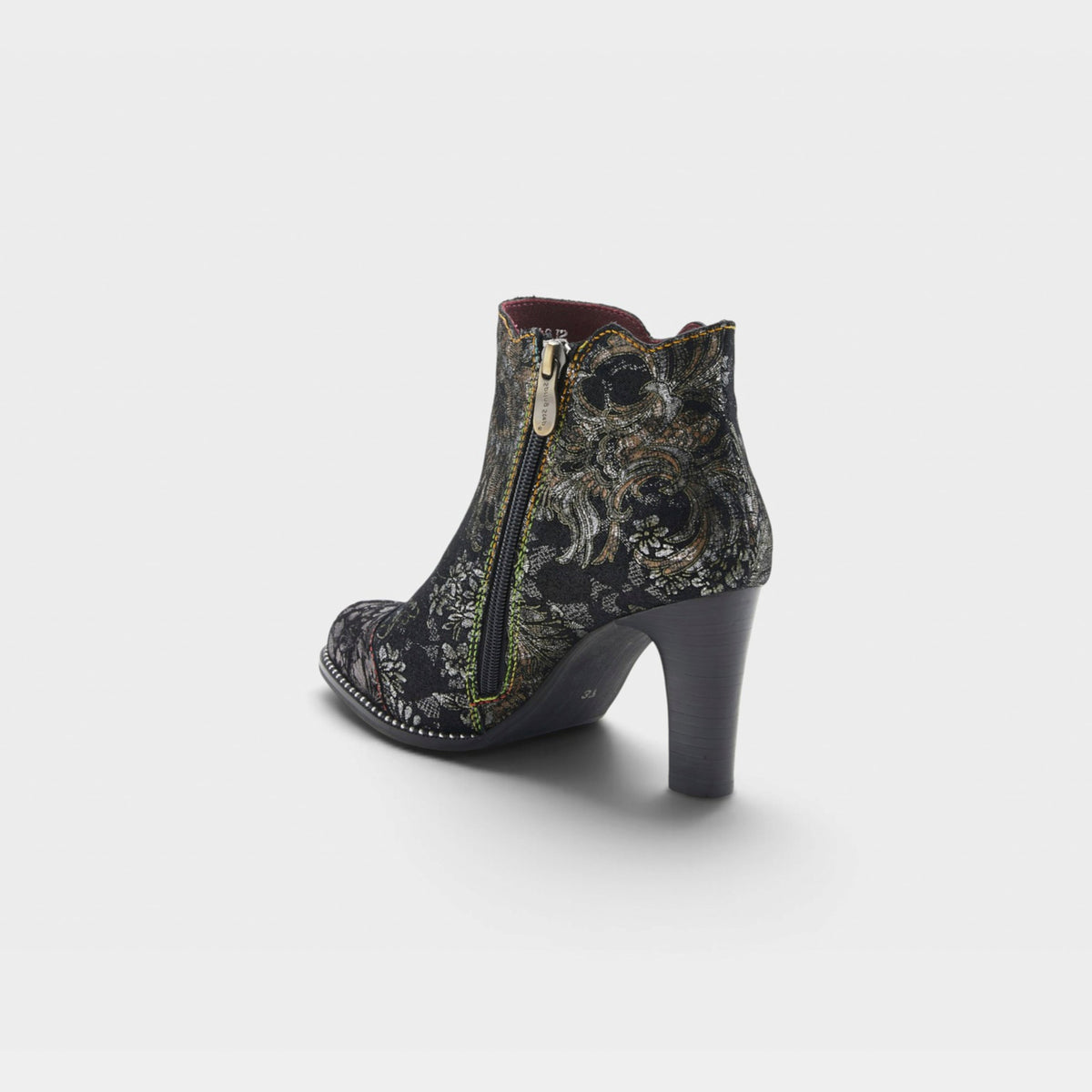 L'Artiste Smokinhot Women's Boots — product view 8
