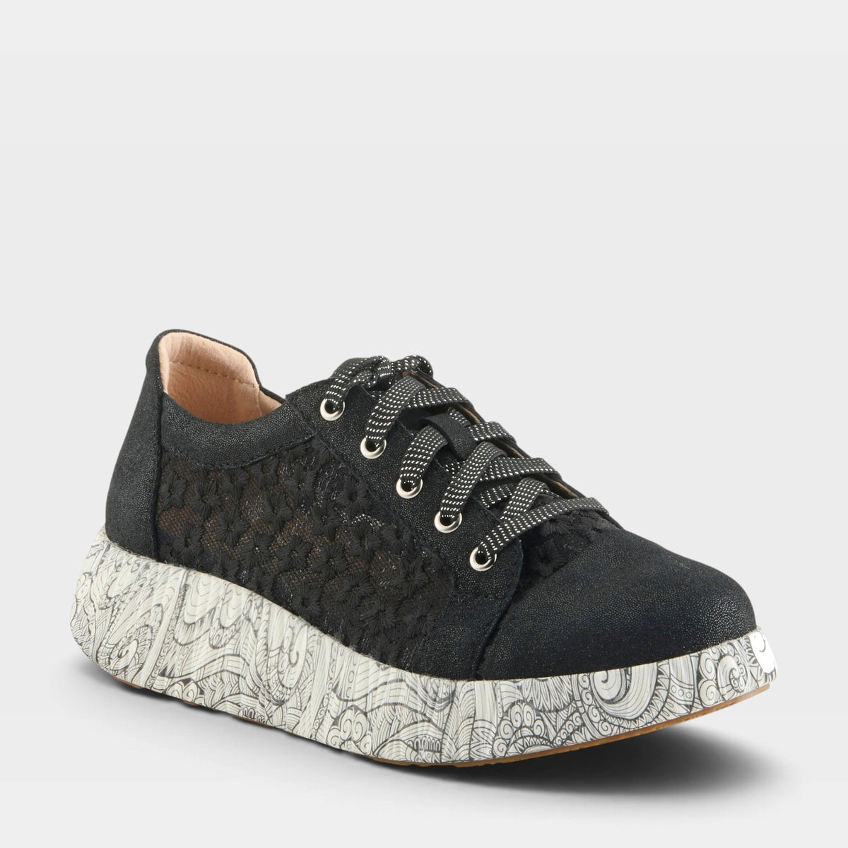 L'Artiste Sneakheart Sneakers — product view 1
