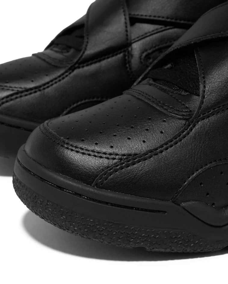 Patrick Ewing Rogue - 1EW02623-001 β Three-Quarter View