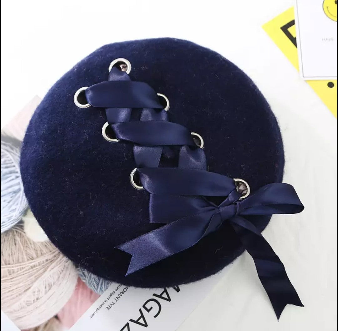 Scarves & Fedoras RIBBON BERETS – product view 2