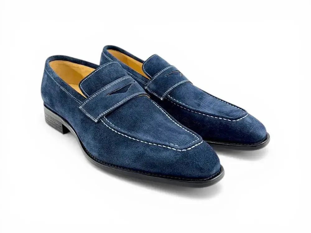 Carrucci Shoes Penny Loafer Contrast Stitching Suede Comfort KS509 36S front view