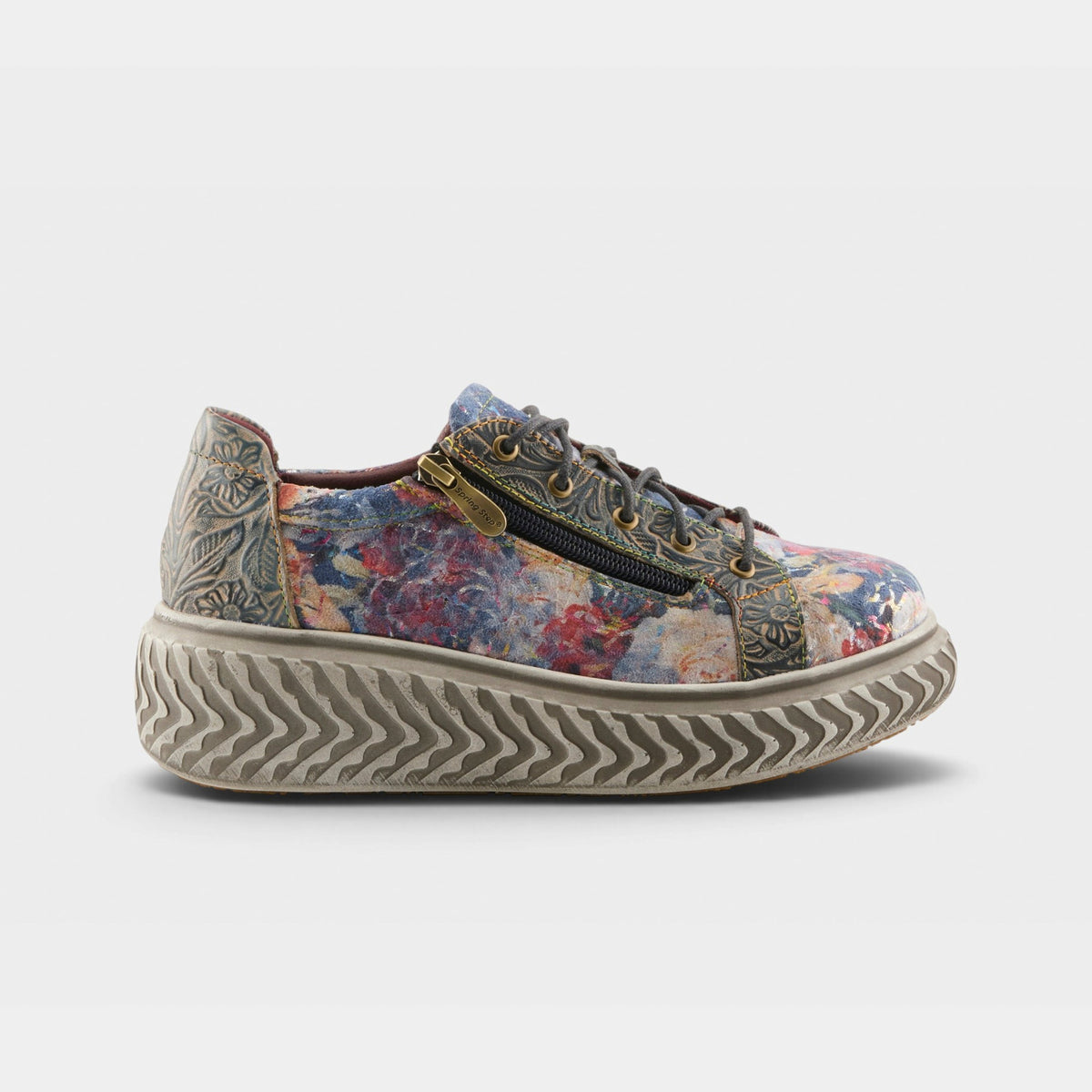 L'Artiste Tiretread Women's Sneakers — product view 6