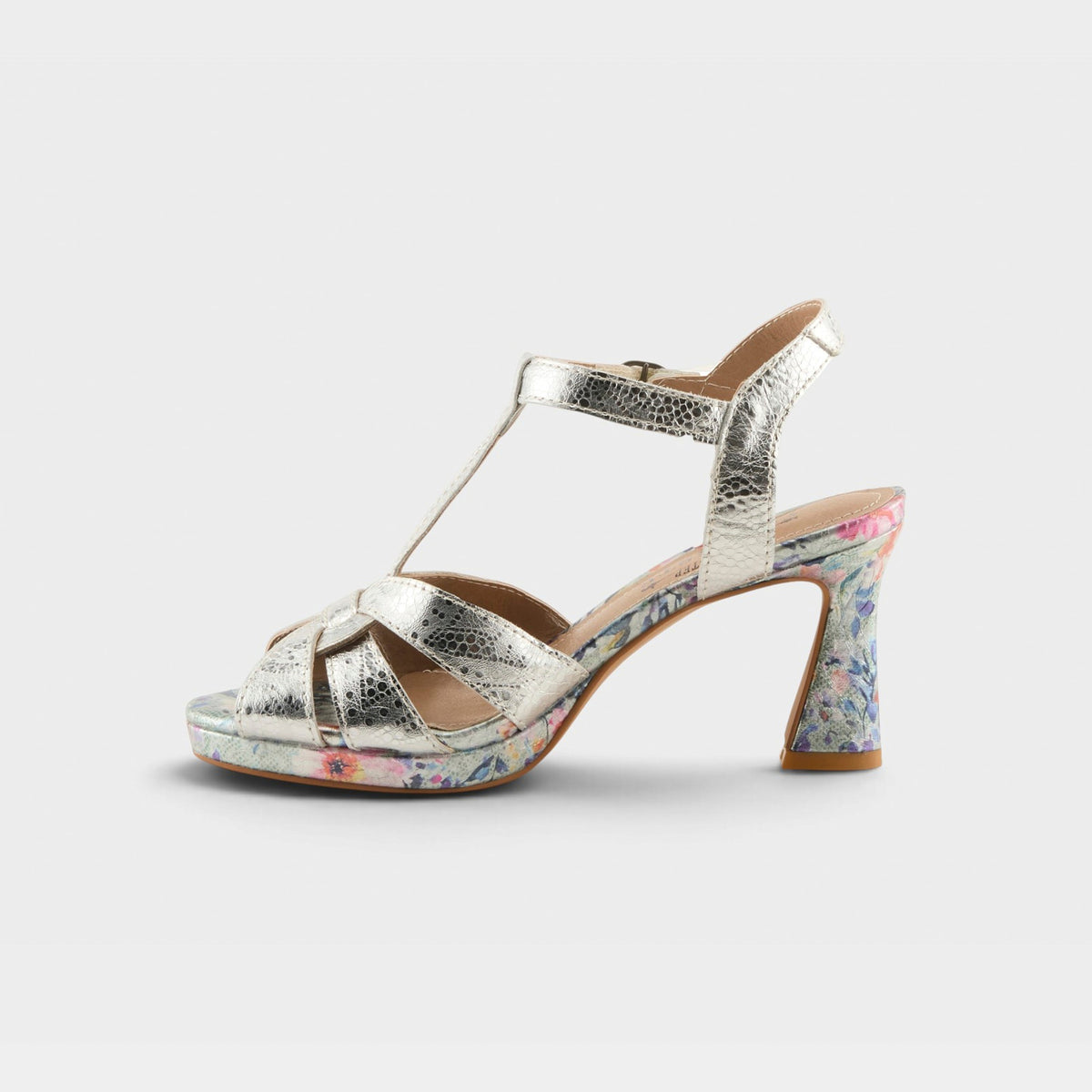 L'Artiste Twinkletoz Women's Sandals — product view 5