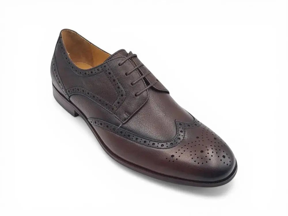 Carrucci Shoes Blucher Style Oxford Tumbled Calf Leather Flex Sole KS621 01 detail view