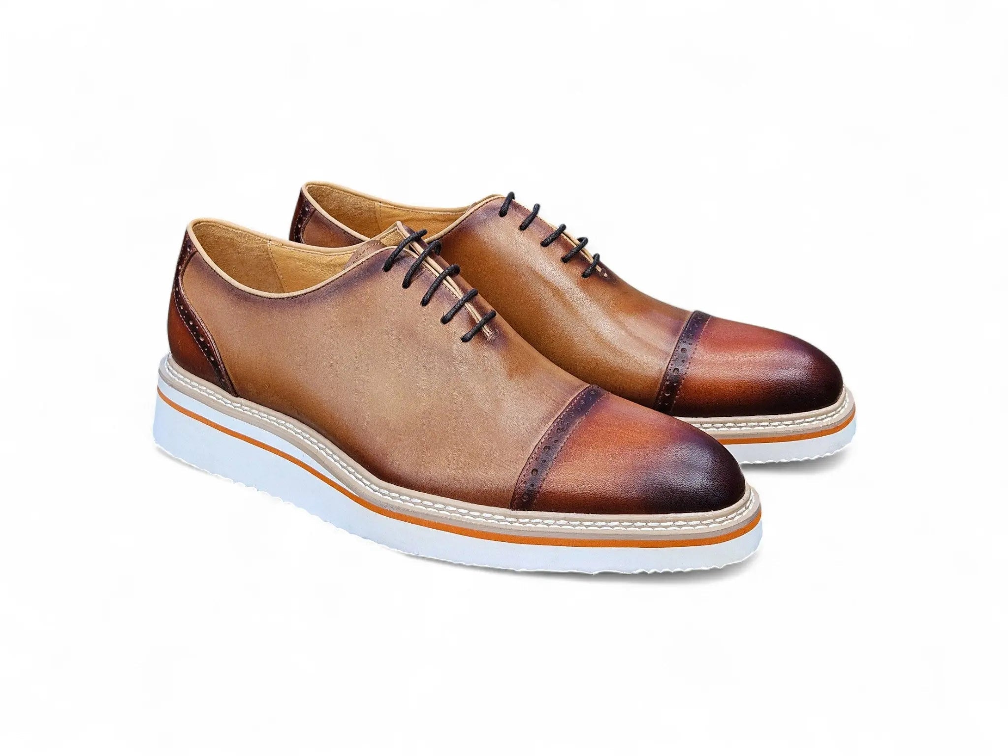 Carrucci Shoes Elegant Two Tone Cap Toe Calfskin Oxford KS552 20T front view