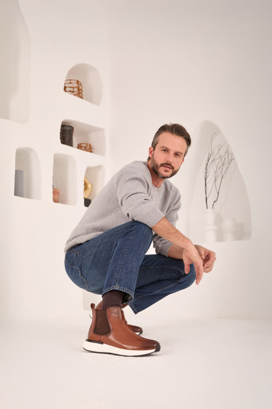Vinci Leather The Apex Tan Leather Men Chealsea Boot – product view 2
