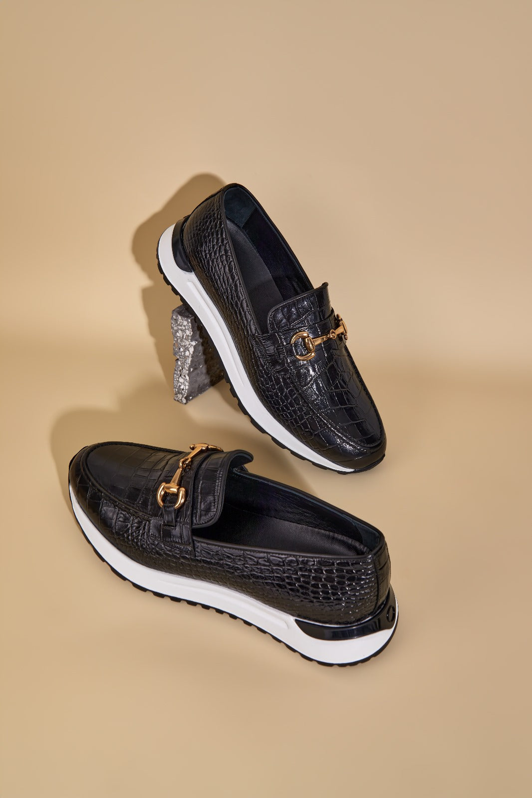 Vinci Leather The Padova Black Leather Men Sneaker – product view 9