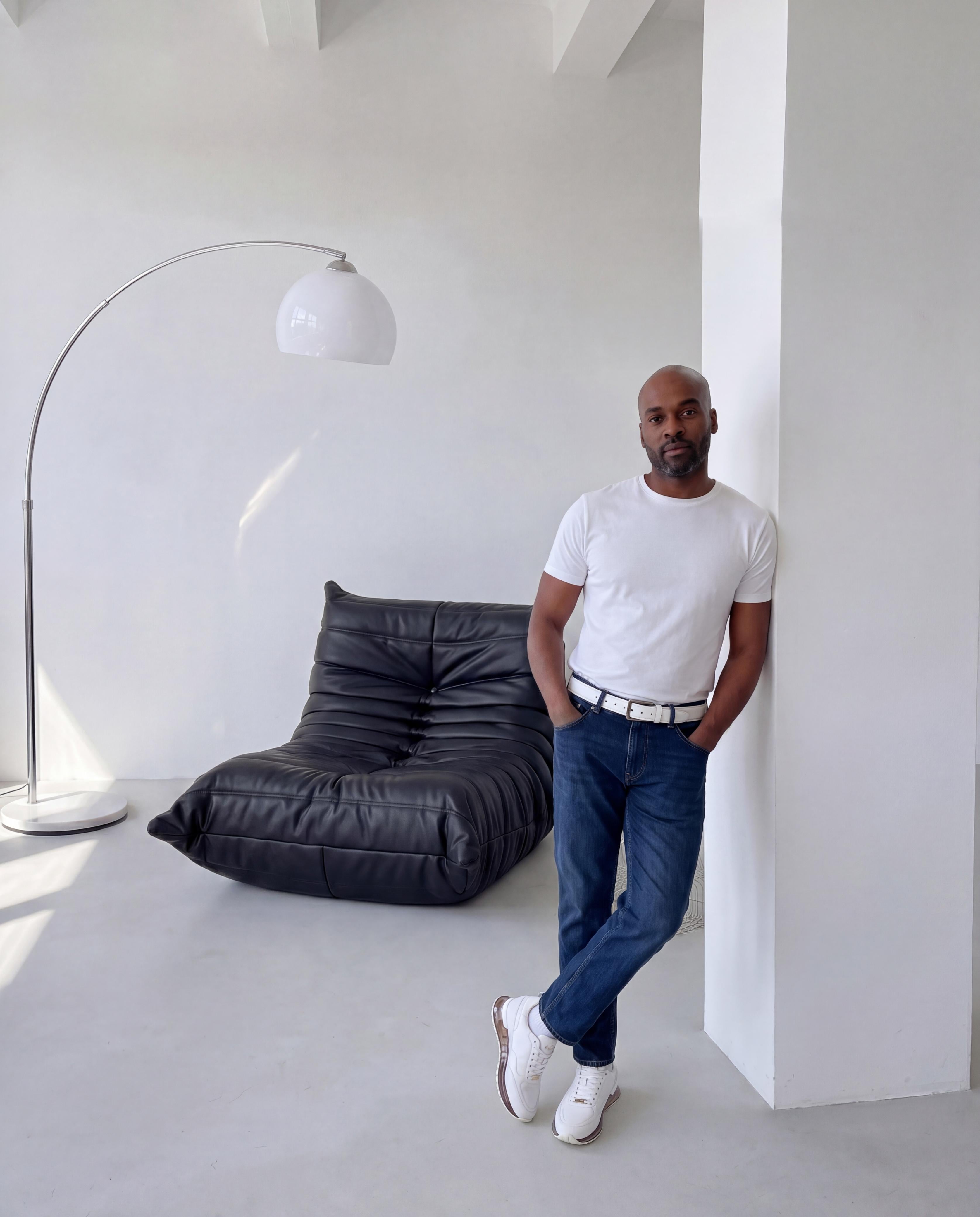 The Lexington White Men Sneaker