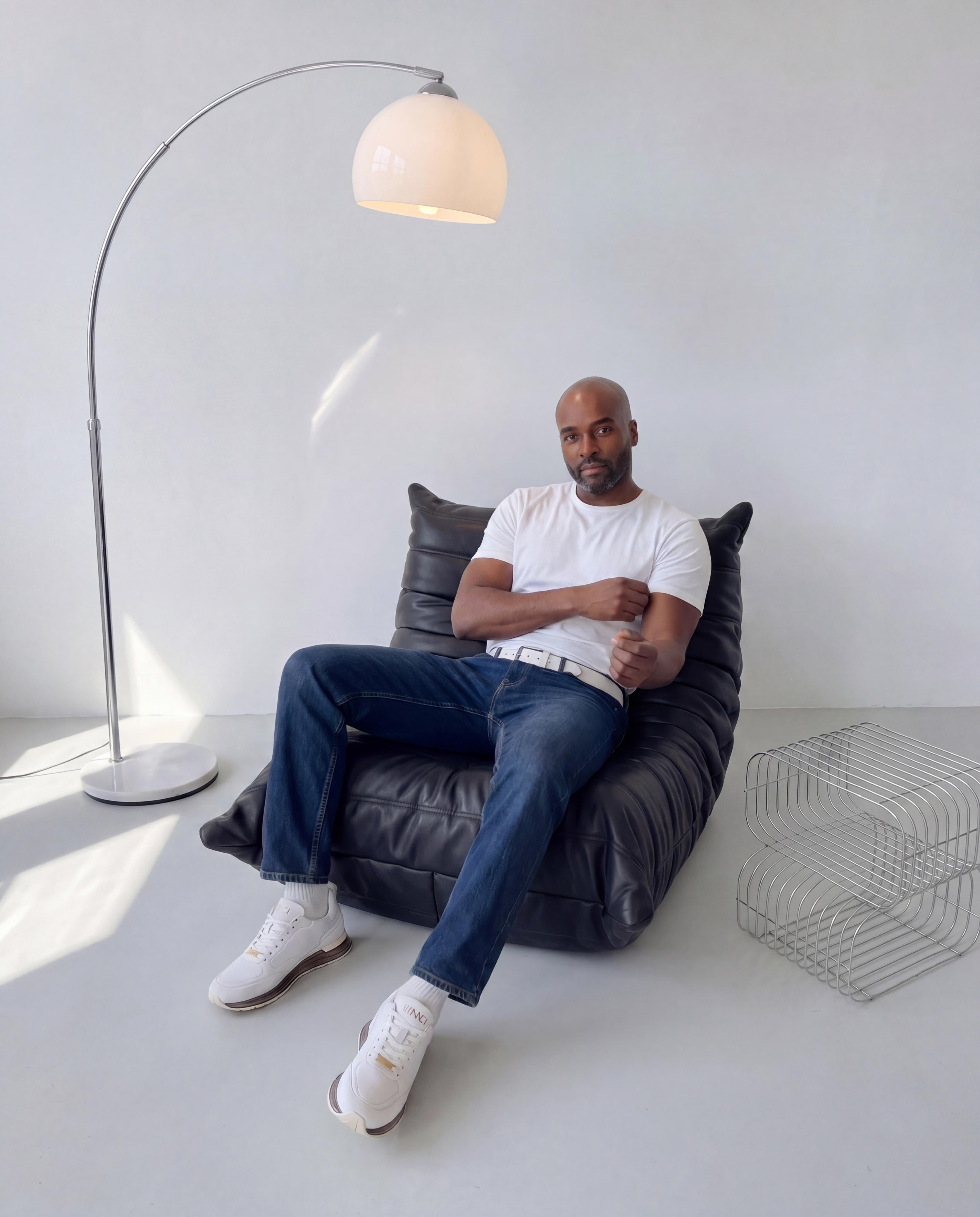 The Lexington White Men Sneaker