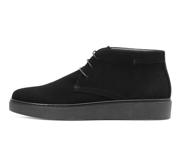 Amali Zale Men’s Black Suede Chukka Boots