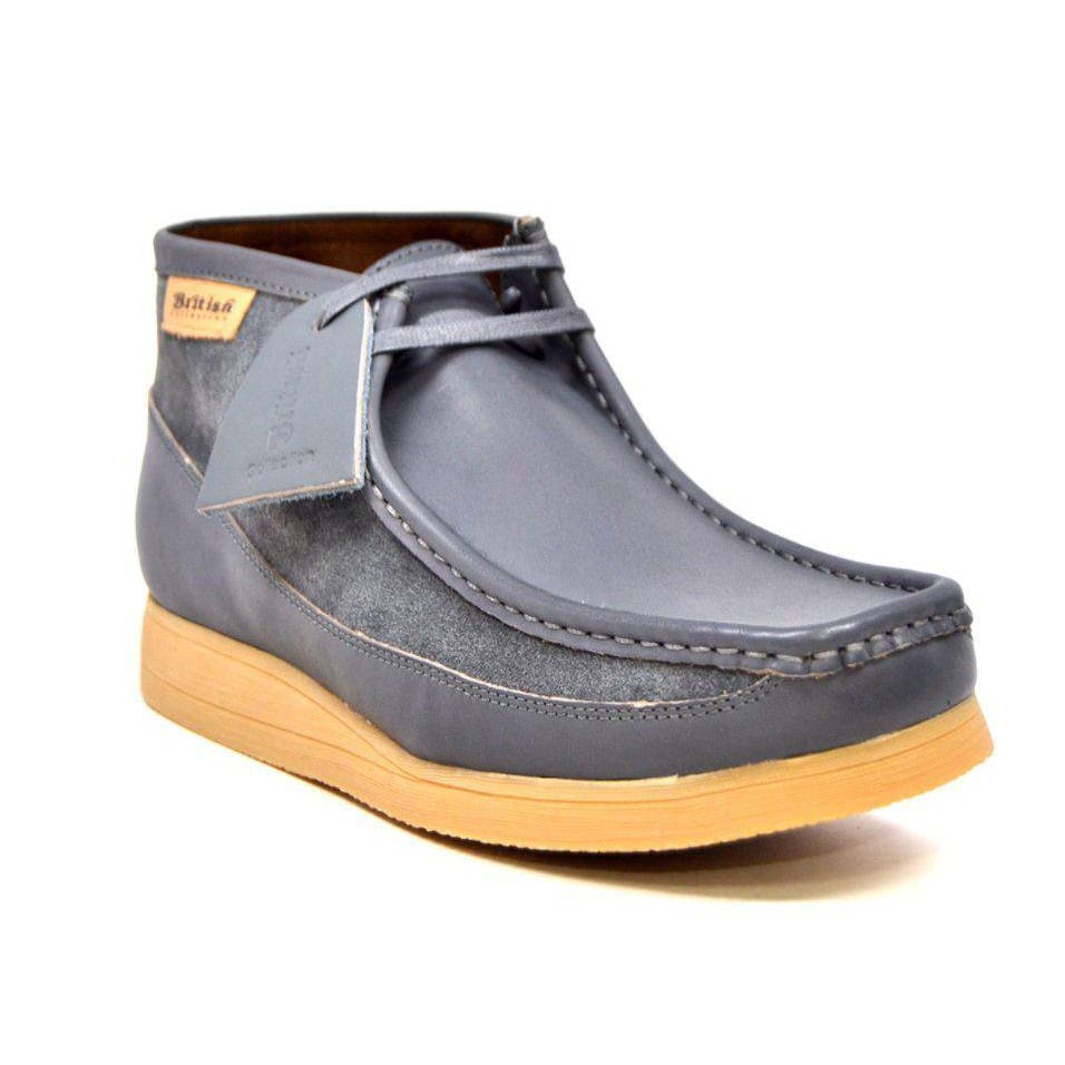 British Walkers New Castle Men's Classic Moc Toe Leather and Suede Chukka Boots