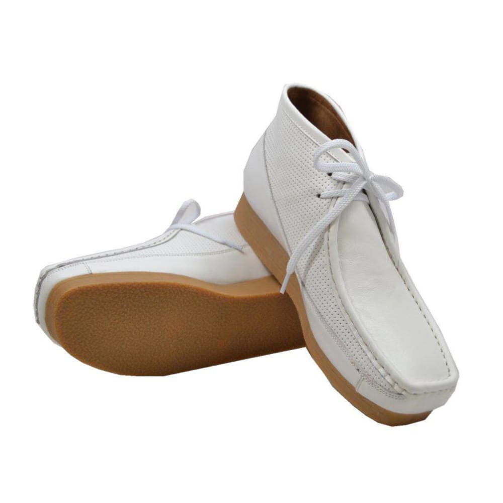 British Walkers New Castle Men's Classic Moc Toe Leather and Suede Chukka Boots