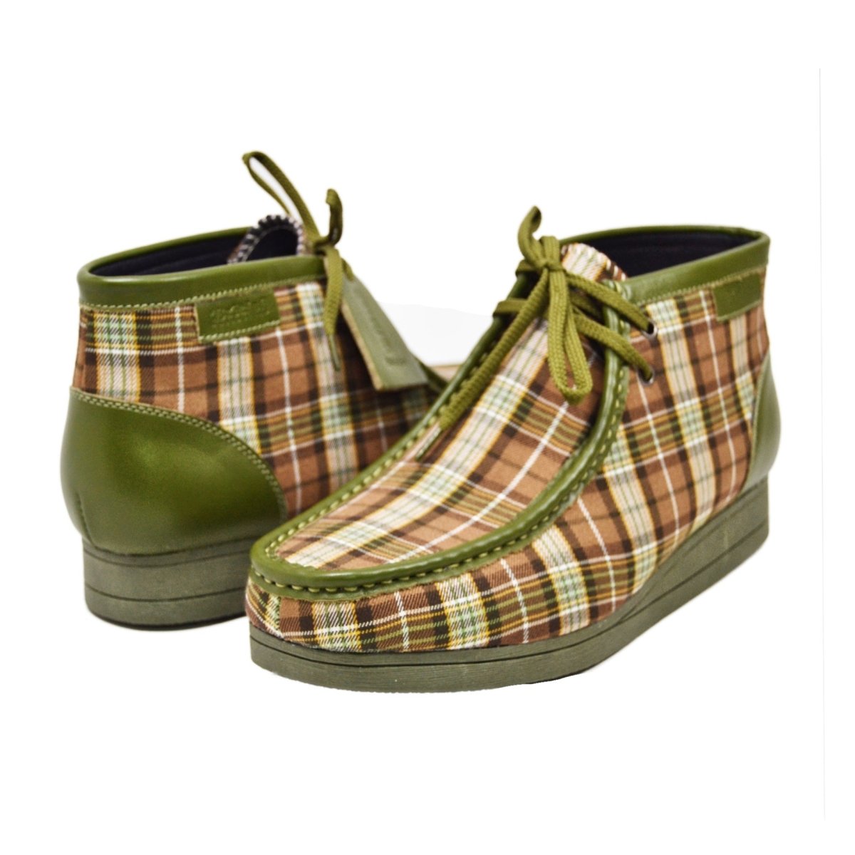 British Walkers New Castle Men's Limited Edition Multicolor Plaid Chukka Boot