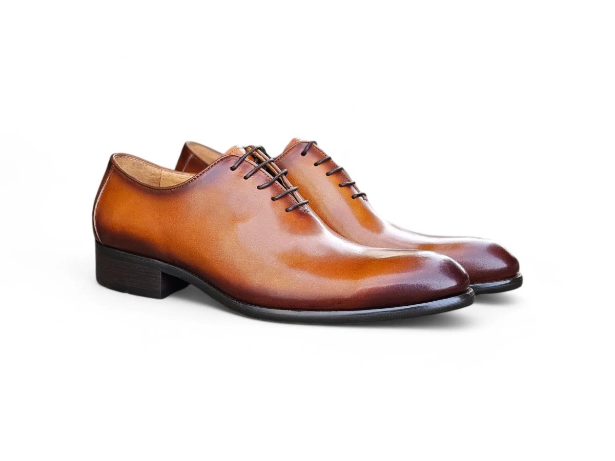 Carrucci Shoes Calfskin Whole Cut Lace Up Oxford Leather KS50512