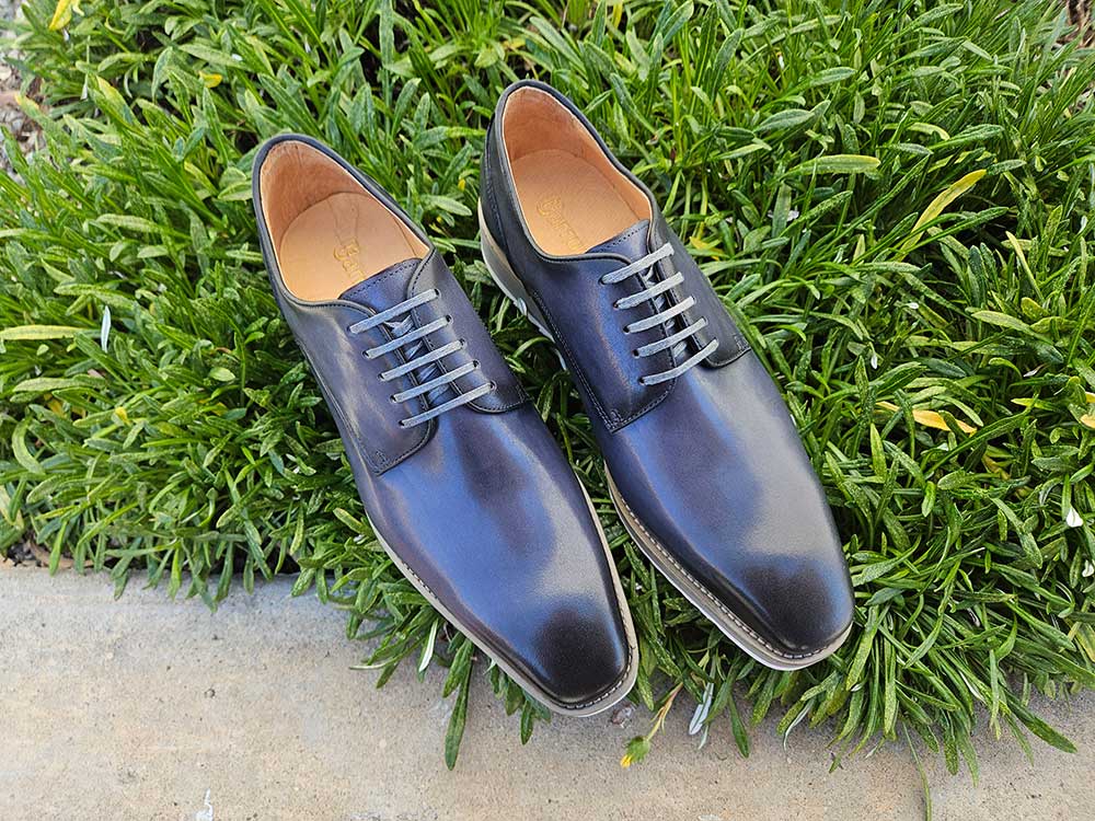 Carrucci Shoes Burnished Lace up Leather Derby Men's Leather KS51526