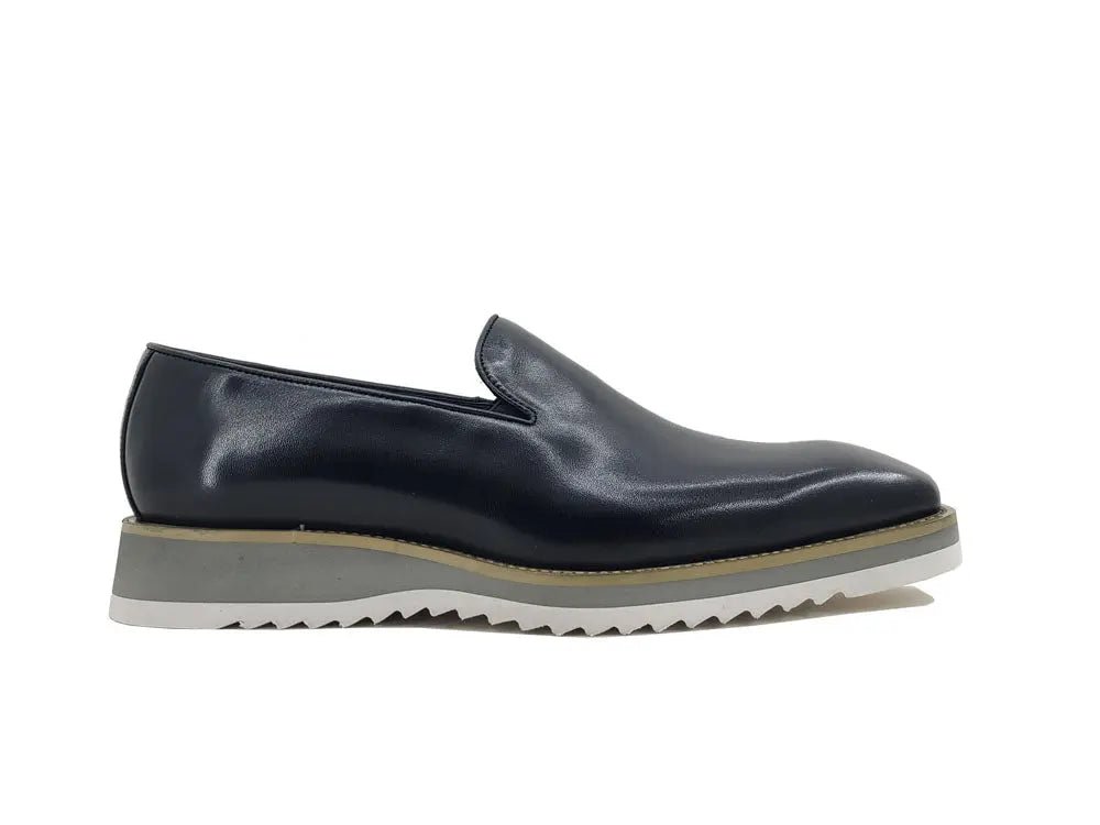 Carrucci Shoes Burnished Wholecut Loafer Leather KS51503