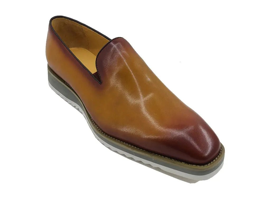 Carrucci Shoes Burnished Wholecut Loafer Leather KS51503