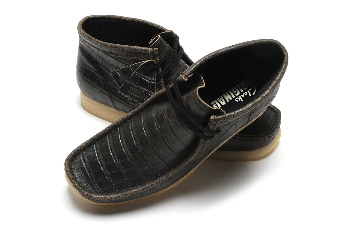 Clarks Originals Wallabee Boot Women's Blkcroc Distress 26179161 — product view 3