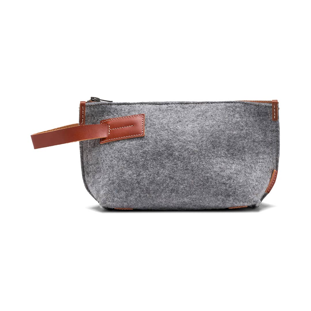 Felt and Leather Travel Kit – product view 2
