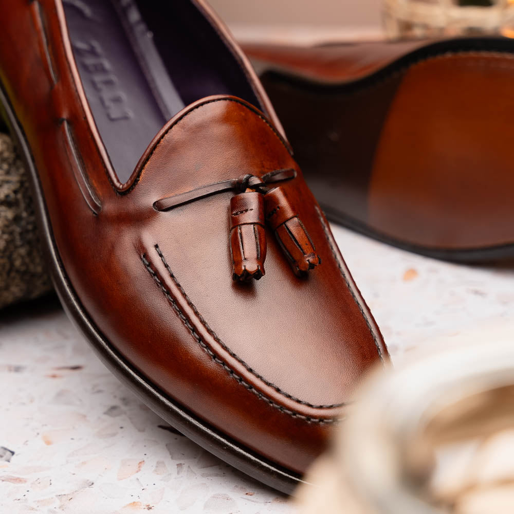 Zelli Italia 15-586-CGN FRANCO Italian Calfskin Tassel Loafer Cognac Lifestyle View