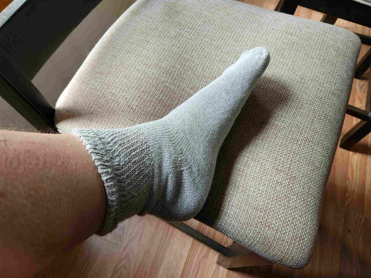 Men's Cotton Diabetic Ankle Socks (Assorted) β product view 4
