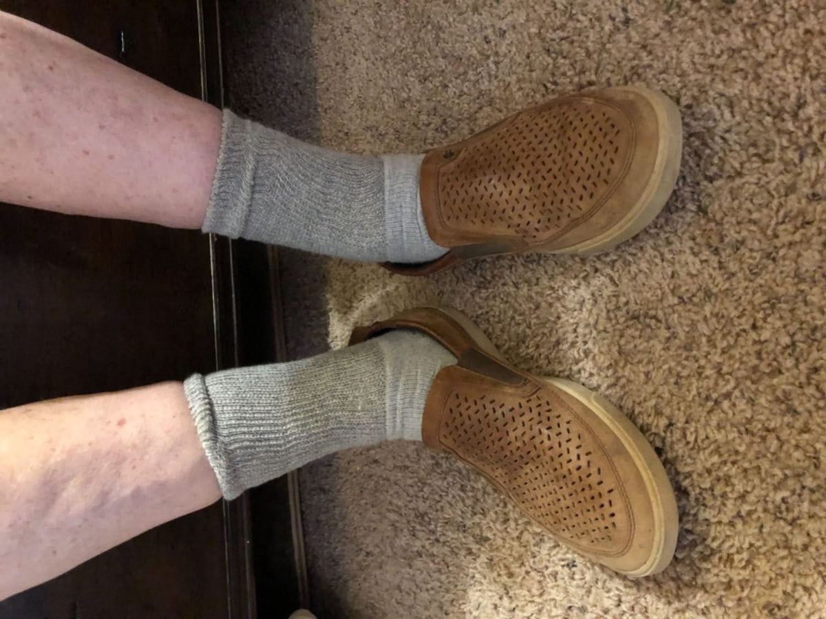Women's Cotton Diabetic Crew Socks (Assorted) β product view 10