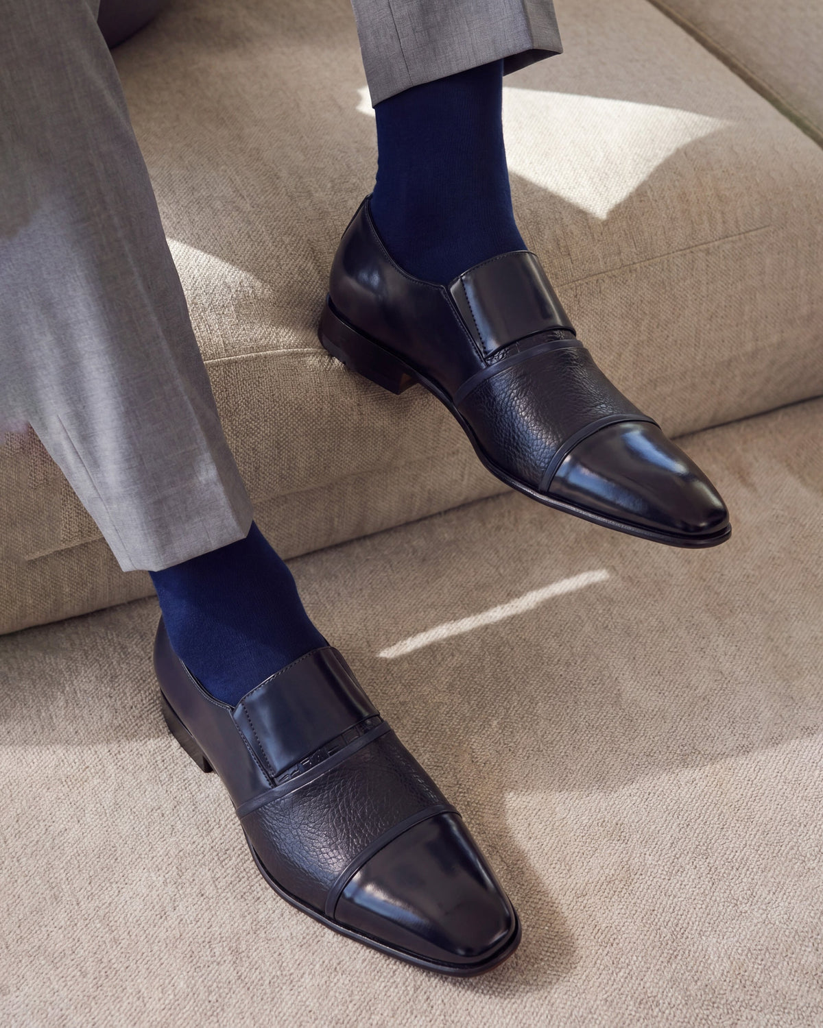 Vinci Leather The Everest Navy Leather Cap Toe Dress Loafer Men Shoe – product view 12